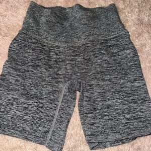 Colsie Women's Heathered Gray Bike Shorts